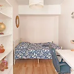 Bright 1Br Apartment In Central Paris